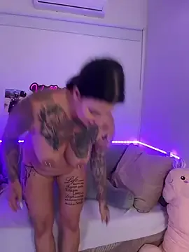 InKed-Kathy Image 10