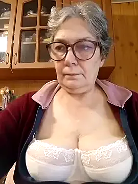 anli5 – webcam model profile photo Image 12