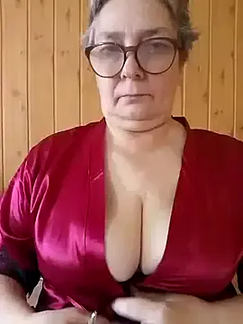 anli5 – webcam model profile photo Image 3