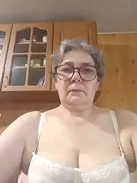 anli5 – webcam model profile photo Image 9