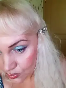 SophieMazzone – webcam model profile photo Image 3