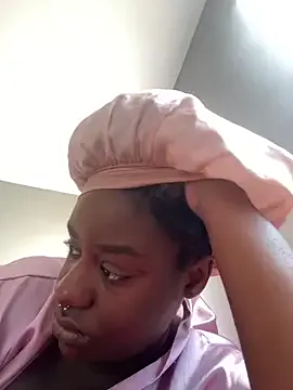 GracieCarter – webcam model profile photo Image 3