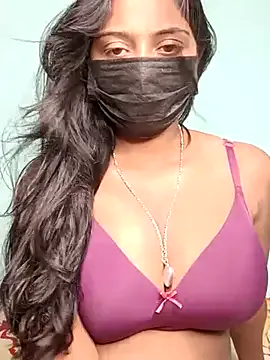 Evie – webcam model profile photo Image 9