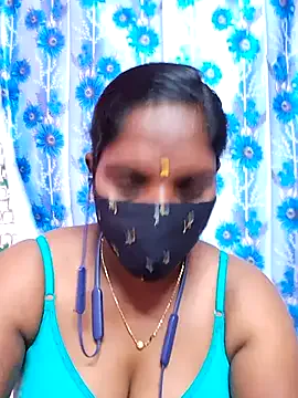 EsmeBrowm – webcam model profile photo Image 11