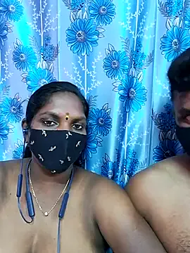 EsmeBrowm – webcam model profile photo Image 12