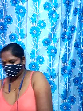 EsmeBrowm – webcam model profile photo Image 18