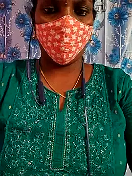 EsmeBrowm – webcam model profile photo Image 6