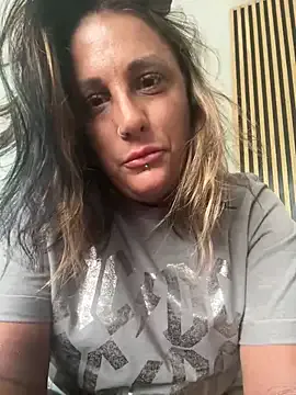 Ivy-Belle Image 14