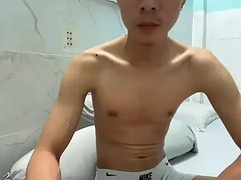 DelinaRose – webcam model profile photo Image 13