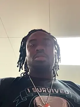 MiraKova – webcam model profile photo Image 16