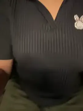 Janhvi_'s Thumb Image