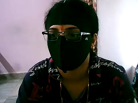 SkinnyAngie – webcam model profile photo Image 9