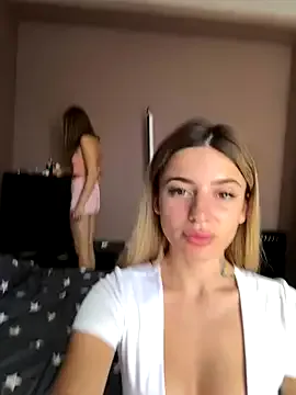 Scarlett – webcam model profile photo Image 19