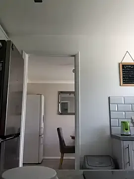 EsmeBrowm – webcam model profile photo Image 16