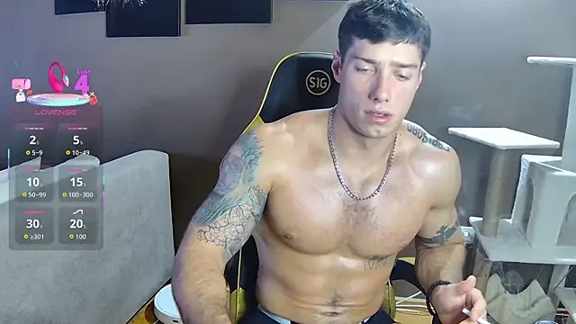 SerenaStar – webcam model profile photo Image 11