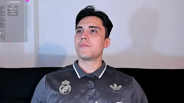 AdaNash – webcam model profile photo Image 11