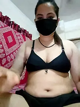 Mis_malika2 – webcam model profile photo Image 15