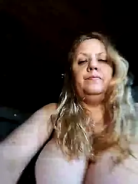 MollyTurbay – webcam model profile photo Image 18