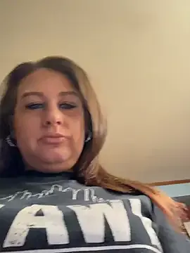 MelinaLuviani – webcam model profile photo Image 15