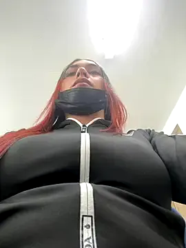 SerenaStar – webcam model profile photo Image 6