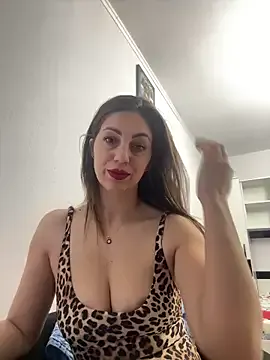 Kiki-jpn – webcam model profile photo Image 11