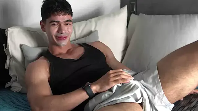 ErzabelLew – webcam model profile photo Image 7