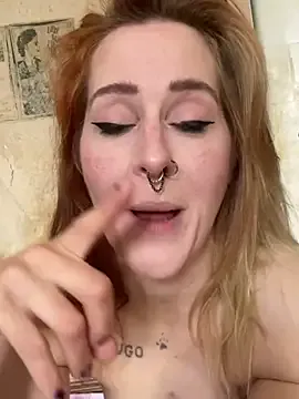 EsmeBrowm – webcam model profile photo Image 9