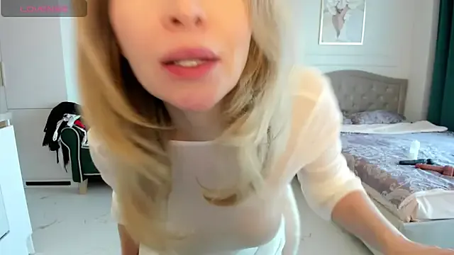 YasmienAtos – webcam model profile photo Image 17