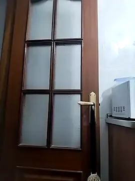 SherineNorth – webcam model profile photo Image 8