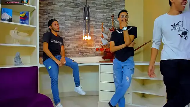 Juicy_Creww – webcam model profile photo