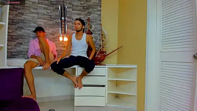 -The-sweet-couple- – webcam model profile photo Image 2