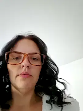 MarylinGlory – webcam model profile photo Image 2