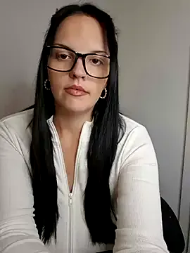 MarylinGlory – webcam model profile photo Image 8