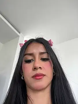 Juliana_Xander Image 2