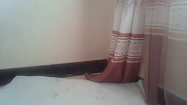 hidden__lust – webcam model profile photo Image 16