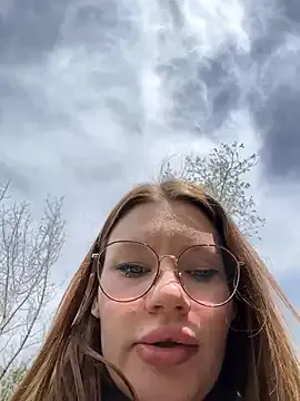 justmilaa Image 2