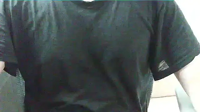 yiyi5588 – webcam model profile photo Image 18