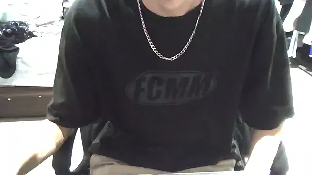 Scarlett – webcam model profile photo Image 4