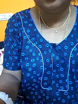 -SweetDi- – webcam model profile photo Image 16