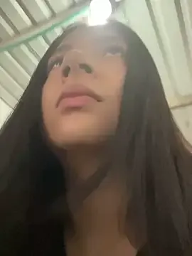 V-Hot-Sweti – webcam model profile photo Image 2