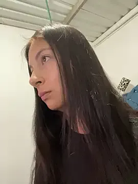 V-Hot-Sweti – webcam model profile photo Image 3