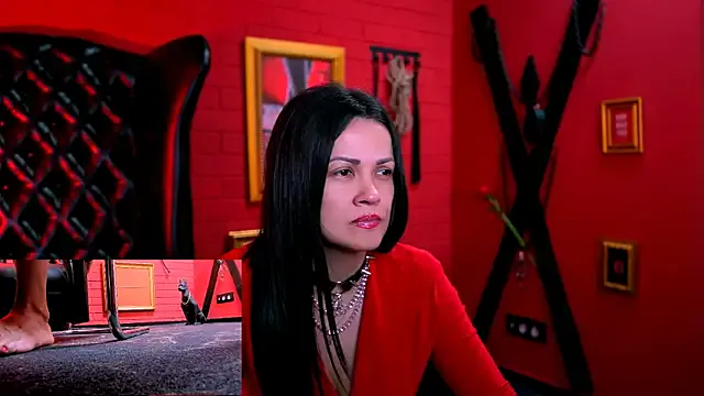 MiraKova – webcam model profile photo Image 13