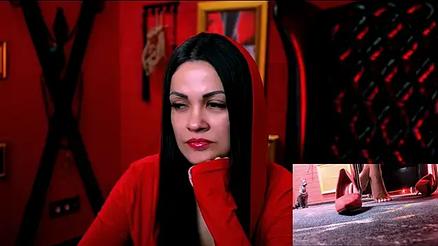 MiraKova – webcam model profile photo Image 4