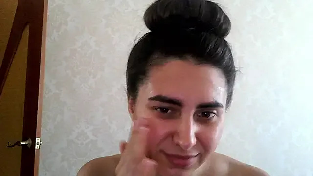 Sandhya_77 – webcam model profile photo Image 16