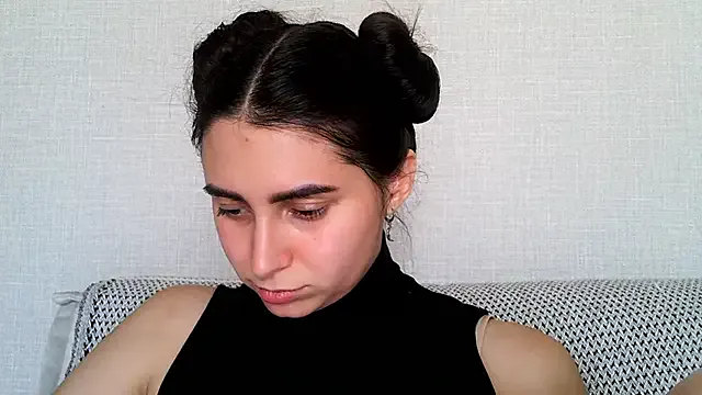 Sandhya_77 – webcam model profile photo Image 3