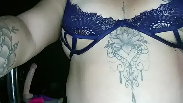 NETORARE_SECRET – webcam model profile photo Image 13