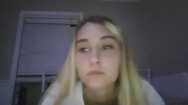 Kaylayoung12's Thumb Image
