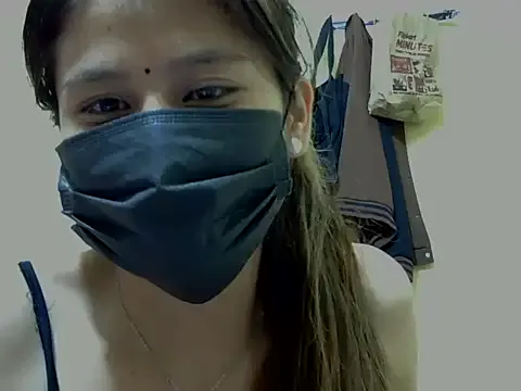 dreams4u – webcam model profile photo Image 3
