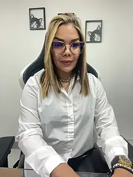 KellyBrooklyn_'s Thumb Image