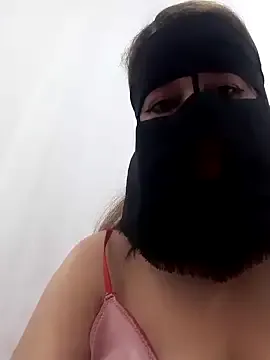 mc-Olivia – webcam model profile photo Image 8